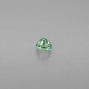 Alessandrite Verde / Rosso naturale da 0.12 ct, Taglio ovale, VS