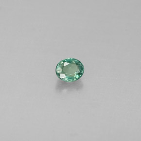 Alessandrite Verde / Rosso naturale da 0.06 ct, Taglio ovale, VVS-VS