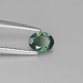 Alessandrite Verde / Rosso naturale da 0.31 ct, Taglio ovale, VS