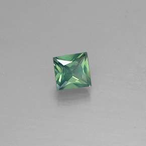 Alessandrite Verde / Rosso naturale da 0.22 ct, Quadrato, VS