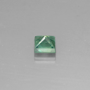 Alessandrite Verde / Rosso naturale da 0.22 ct, Quadrato, VS