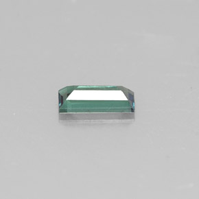 Alessandrite Verde / Rosso naturale da 0.18 ct, Taglio a baguette, VVS-VS