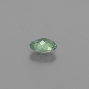 Alessandrite Verde / Rosso naturale da 0.46 ct, Taglio ovale, VS