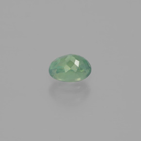 Alessandrite Verde / Rosso naturale da 0.51 ct, Taglio ovale, VS
