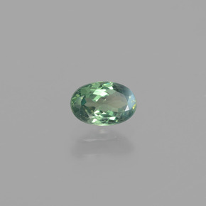 Alessandrite Verde / Rosso naturale da 0.65 ct, Taglio ovale, VS