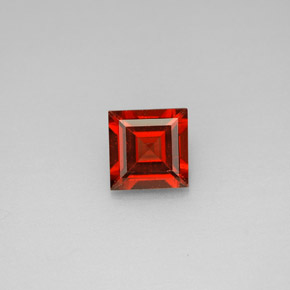 Granato almandino naturale rosso da 1,17 ct, quadrato, VS