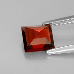 Granato almandino naturale rosso da 1,10 ct, quadrato, VS-SI