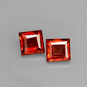 Granato almandino naturale rosso da  ct, quadrato, VVS-VS