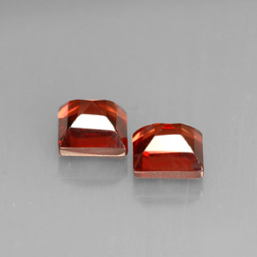 Granato almandino naturale rosso da  ct, quadrato, VVS-VS