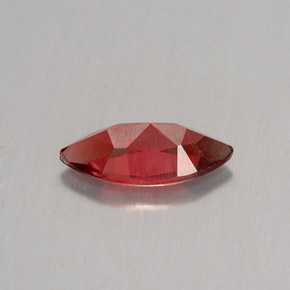 Granato Almandino Rosso naturale da 1.16 ct, Taglio marquise, VS