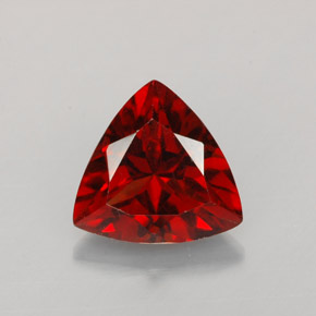 Granato Almandino Rosso scuro naturale da 2.08 ct, Taglio trillion, VVS-VS