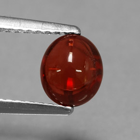 Granato almandino naturale rosso da 1,44 ct, taglio ovale, traslucido
