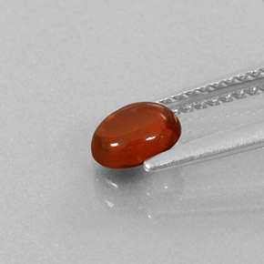 Granato almandino naturale rosso da 0,76 ct, trasparente, trasparente/traslucido