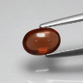 Granato almandino naturale rosso da 1,02 ct, taglio ovale, traslucido