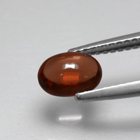 Granato almandino naturale rosso da 1,02 ct, taglio ovale, traslucido