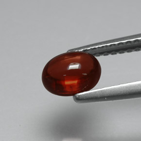 Granato almandino naturale rosso da 1,10 ct, taglio ovale, traslucido