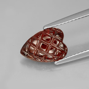 Granato Almandino Rosso scuro naturale da 2.85 ct, A forma di cuore, Traslucido