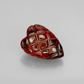 Granato almandino naturale rosso da 2,94 ct, a forma di cuore, traslucido