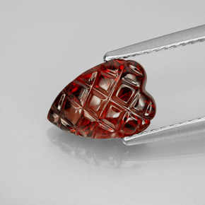 Granato almandino naturale rosso da 2,94 ct, a forma di cuore, traslucido