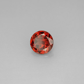 Granato Almandino Rosso naturale da 0.90 ct, Taglio rotondo, VS