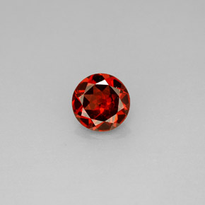 Granato Almandino Rosso naturale da 0.90 ct, Taglio rotondo, VS