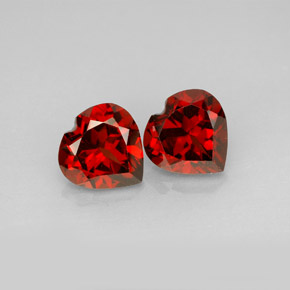 Granato almandino naturale rosso da  ct, a forma di cuore, VVS-VS
