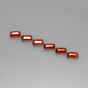 Gemme di Granato Almandino Rosso naturale da  ct, Taglio smeraldo, VVS-VS