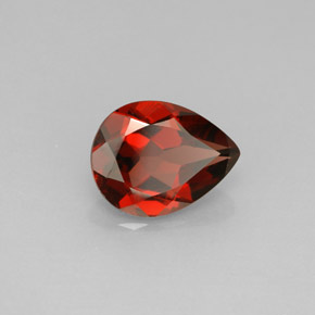 Granato Almandino Rosso naturale da 1.82 ct, Forma a pera, VS