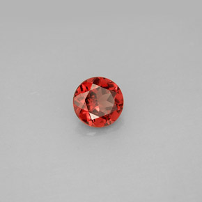 Granato Almandino Rosso naturale da 0.93 ct, Taglio rotondo, VVS-VS