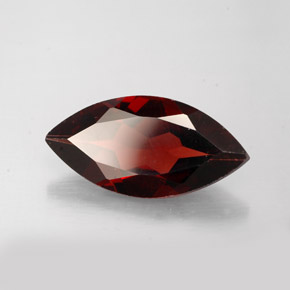 Granato Almandino Rosso scuro naturale da 2.71 ct, Taglio marquise, VS