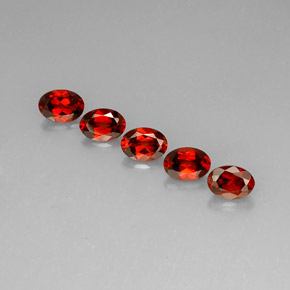 Gemme di Granato Almandino Rosso naturale da  ct, Taglio ovale, VS