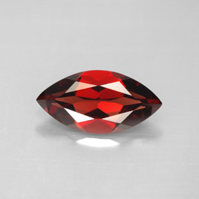 Granato Almandino Rosso scuro naturale da 3.18 ct, Taglio marquise, VVS-VS