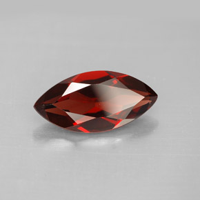 Granato Almandino Rosso scuro naturale da 2.98 ct, Taglio marquise, VVS-VS