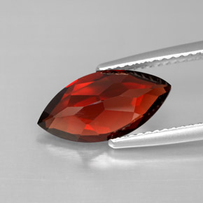 Granato Almandino Rosso scuro naturale da 3.06 ct, Taglio marquise, VS