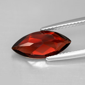 Granato Almandino Rosso scuro naturale da 3.31 ct, Taglio marquise, VVS-VS