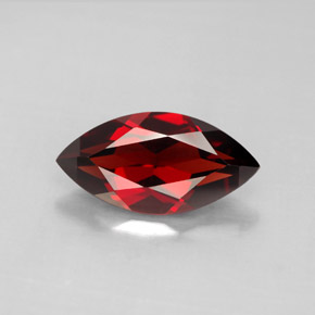 Granato Almandino Rosso scuro naturale da 3.16 ct, Taglio marquise, VVS-VS