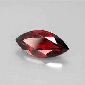 Granato Almandino Rosso scuro naturale da 3.16 ct, Taglio marquise, VVS-VS
