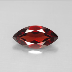 Granato Almandino Rosso scuro naturale da 3.11 ct, Taglio marquise, VS