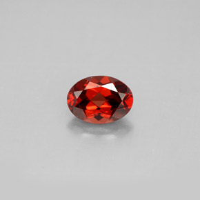 Granato Almandino Rosso scuro naturale da 1.06 ct, Taglio ovale, VVS