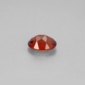 Granato Almandino Rosso scuro naturale da 1.06 ct, Taglio ovale, VVS