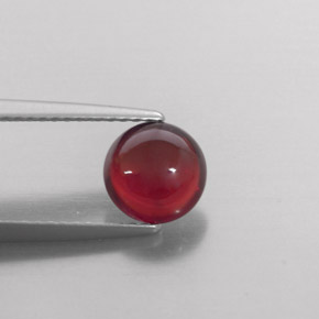 Granato almandino naturale rosso da 1,68 ct, trasparente, trasparente/traslucido