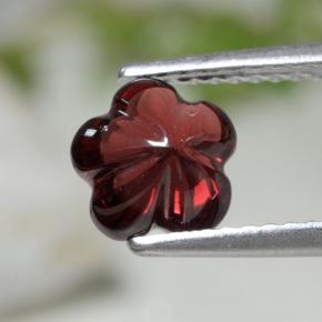Granato almandino naturale rosso da 1,73 ct, taglio fiore, traslucido