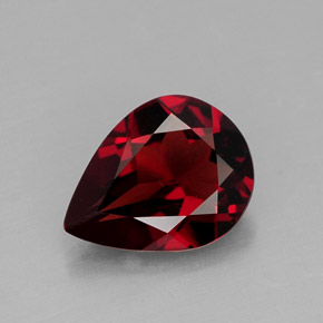 Granato Almandino Rosso scuro naturale da 1.55 ct, Forma a pera, VVS