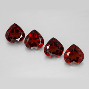Granato almandino naturale rosso da  ct, a forma di cuore, VVS-VS