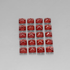 Granato almandino naturale rosso da  ct, quadrato, VVS-VS