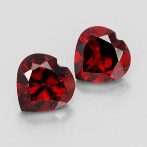 Granato almandino naturale rosso da  ct, a forma di cuore, VVS-VS