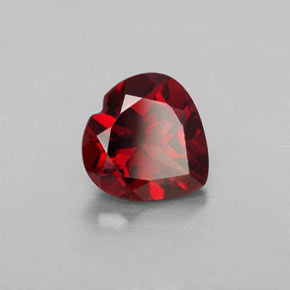 Granato almandino naturale rosso da 1,46 ct, a forma di cuore, VVS-VS