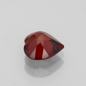 Granato almandino naturale rosso da 1,41 ct, a forma di cuore, VVS