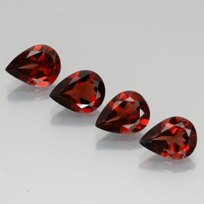 Granato almandino naturale rosso da  ct, taglio a pera, VVS-VS