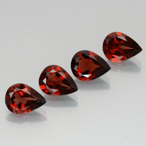 Granato almandino naturale rosso da  ct, taglio a pera, VVS-VS